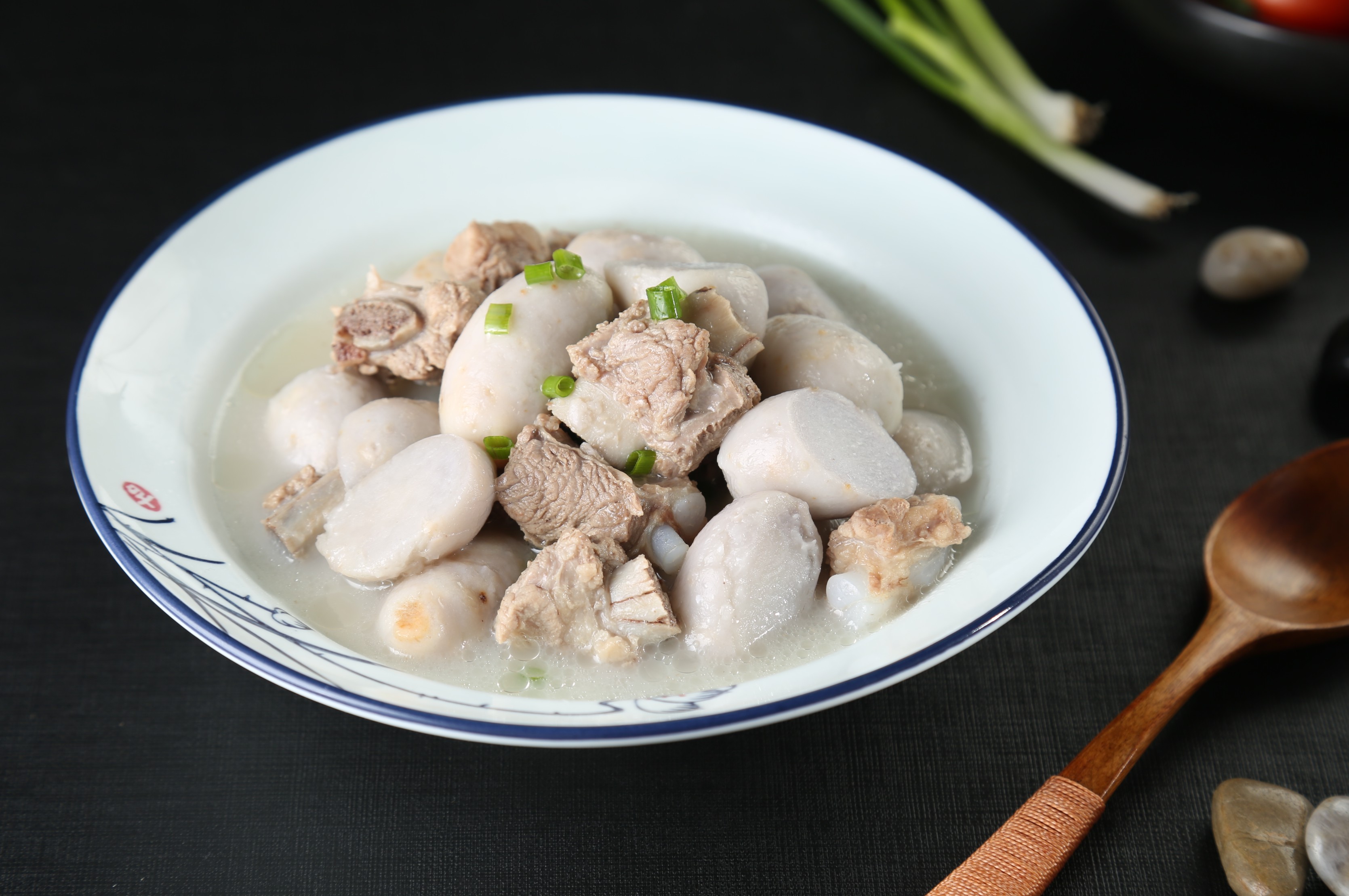 红豆芋头汤怎么做_红豆芋头汤的做法_豆果美食